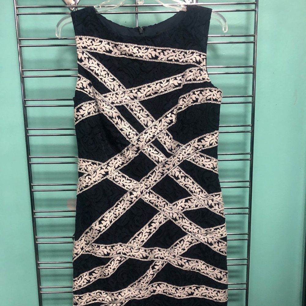 Tadashi shoji lace dress